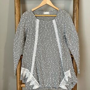 Altar'd State Tunic with White Lace Accent